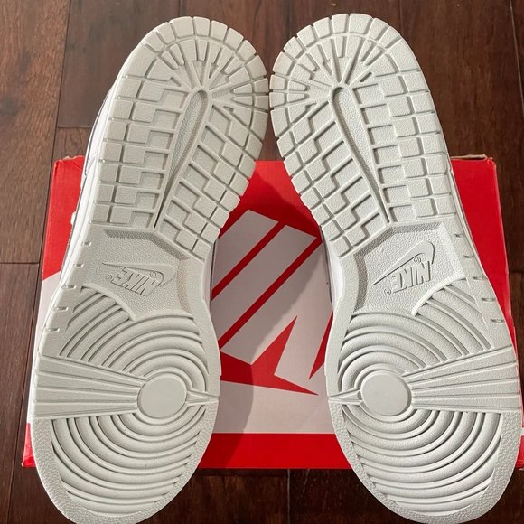 Nike Dunk Low UNC (2021) (GS - Picture 5 of 7